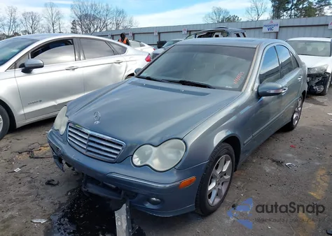 2007 Mercedes-Benz C 280 Luxury из США, поврежденный, VIN WDBRF54H27A950575